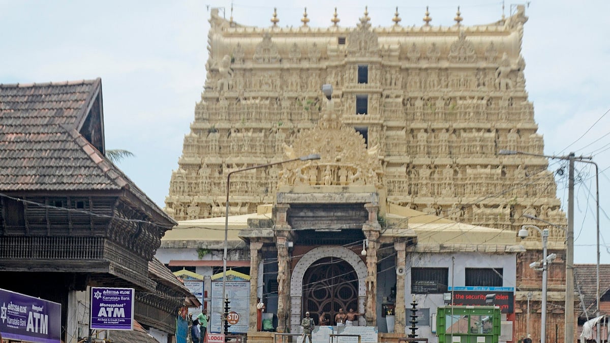 പത്മനാഭസ്വാമി ക്ഷേത്രത്തില്‍ സുരക്ഷാവീഴ്ച; അമൂല്യമായ പുരാവസ്തു ശേഖരത്തില്‍പ്പെട്ട തളിപ്പാത്രം മോഷണം പോയി, പ്രതികള്‍ ഹരിയാനയില്‍ പിടിയില്‍ 